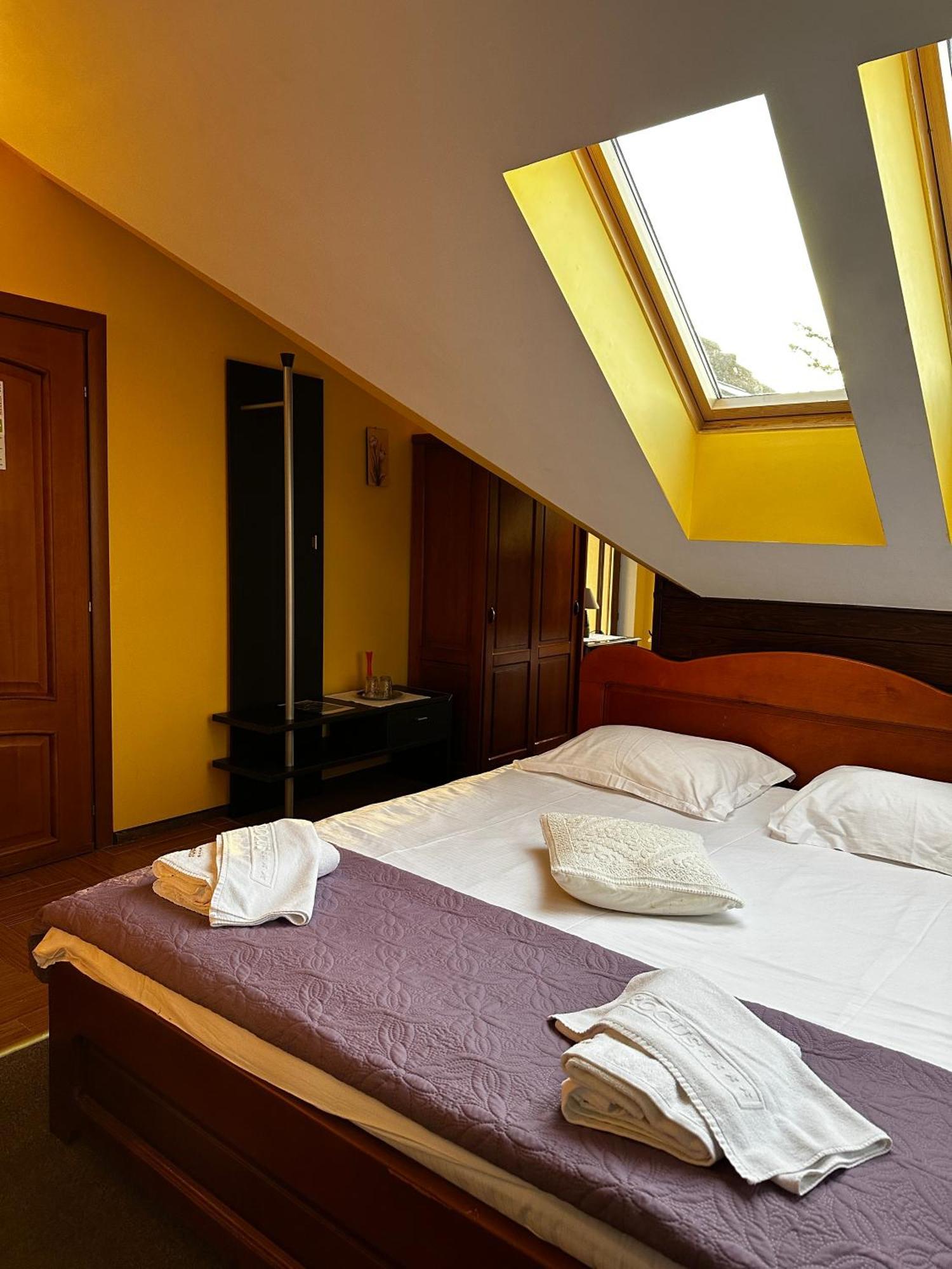 Pensiunea Crocus - Sauna & Billiard Poiana Brašov Exteriér fotografie