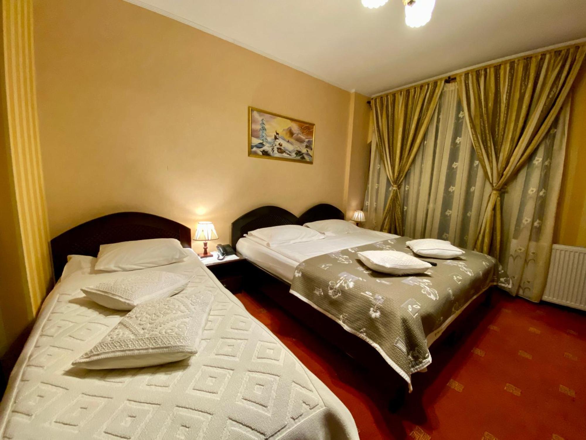 Pensiunea Crocus - Sauna & Billiard Poiana Brašov Exteriér fotografie