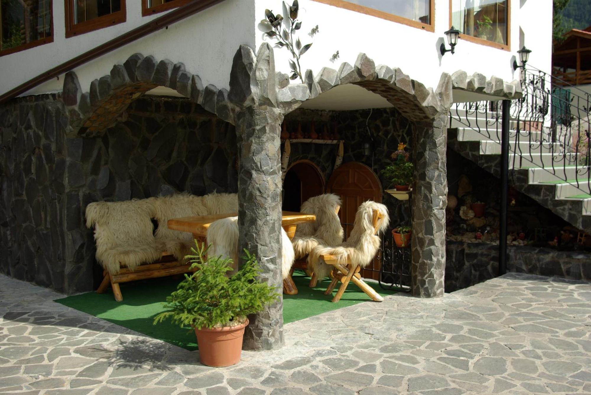 Pensiunea Crocus - Sauna & Billiard Poiana Brašov Exteriér fotografie